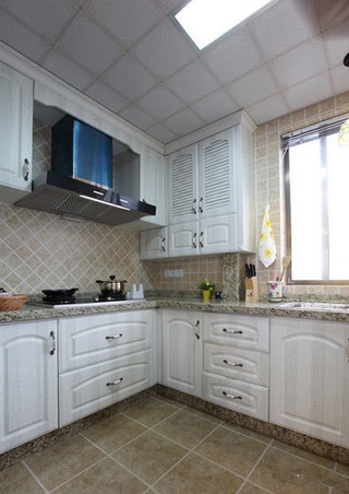 简约复古美式风格厨房橱柜装修图片