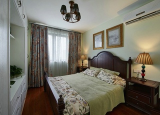 淡绿色美式复古家居卧室墙面装修效果图