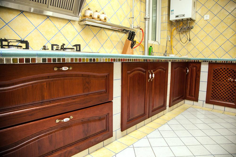 古典欧式风格厨房设计装修效果图