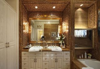 豪华欧式洗手间金色马赛克背景墙效果图