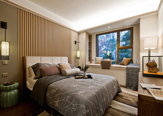 日式木质卧室明亮飘窗效果图