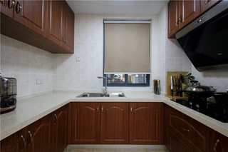 狭长厨房现代实木装修设计效果图
